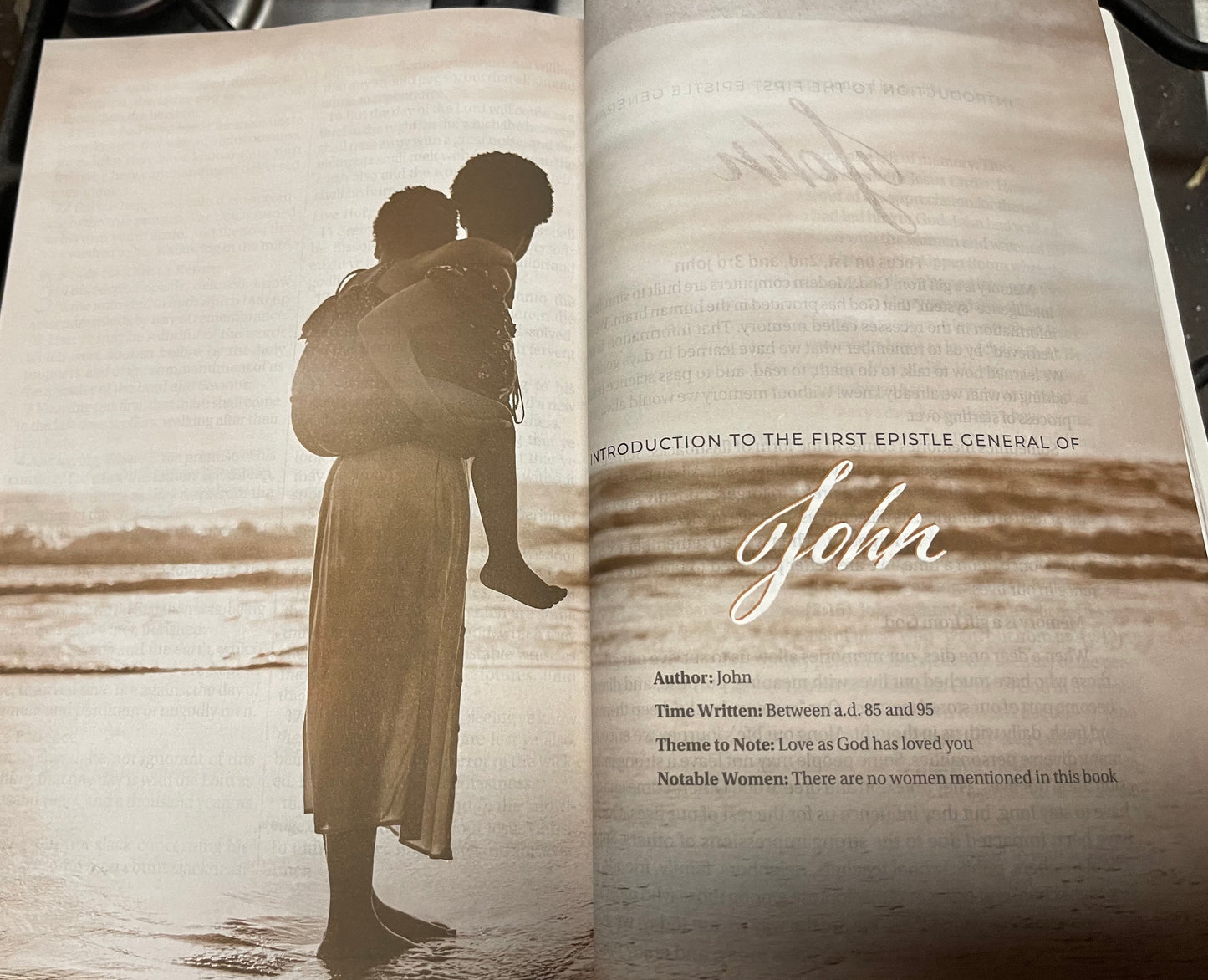 Women of Color Study Bible - Purple LuxLeather Softouch Edition - Image 25